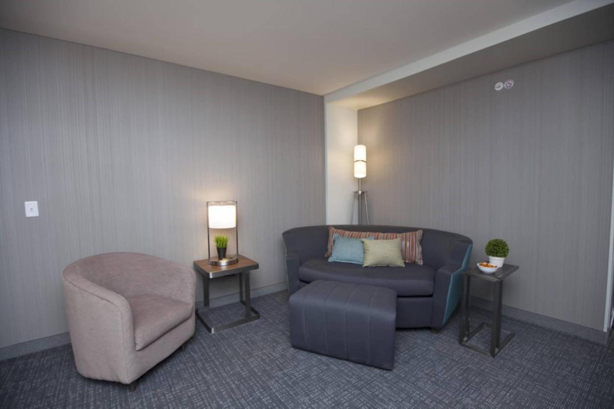 Courtyard By Marriott Houston City Place Spring Exterior photo