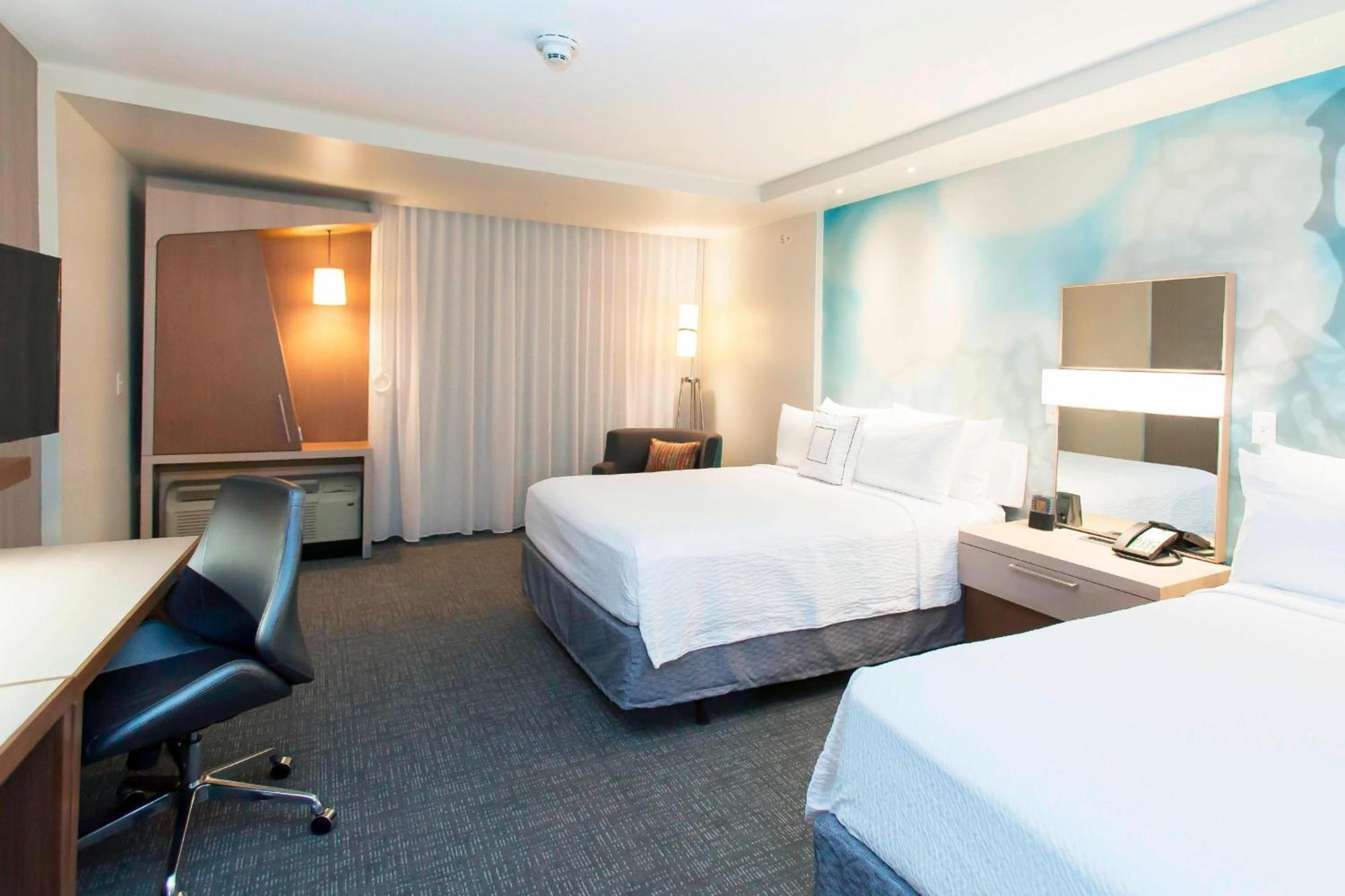 Courtyard By Marriott Houston City Place Spring Exterior photo