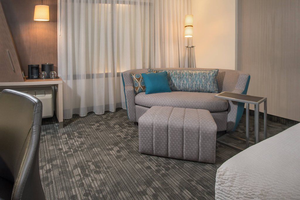 Courtyard By Marriott Houston City Place Spring Exterior photo